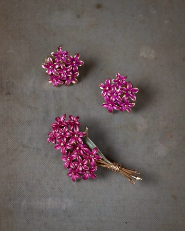 美國 Pastelli 品牌古董 桃紅色花球 花束胸針耳夾兩件套組