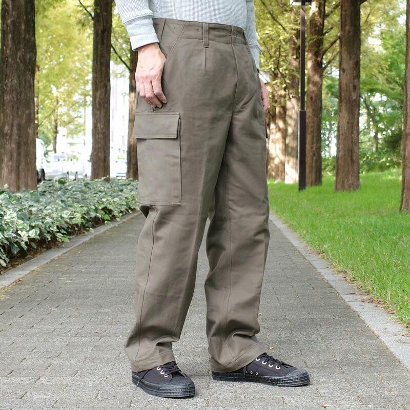 ドイツ軍 モールスキン カーゴパンツ オリーブグレー デッドストック