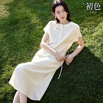 初色 純色肌理感簡約輕薄垂感透氣圓領短袖連衣裙連身洋裝長洋裝-杏色-11627(M-2XL可選)
