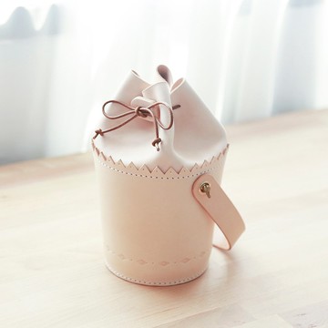 【秋冬新时尚】多功能迷你水桶包真皮小众可爱3 ways手提单肩斜