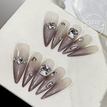 可隔日到貨！紫薇星 純手工穿戴甲 超閃亮鑽貓眼甲 輕奢高級感美甲 光療甲片 美甲貼片 假指甲 指甲貼 韓國美甲 穿帶甲片