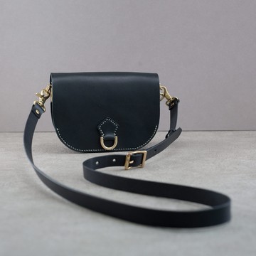 彎月腰包側背兩用包＿黑色