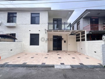 小喬推薦豐原三面採光大面寬透天｜台中市豐原區水源路