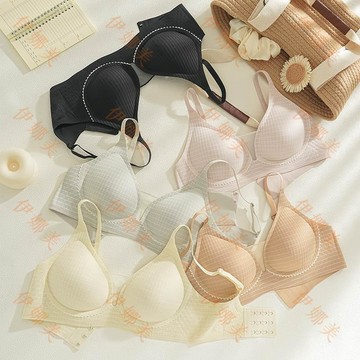 【臺灣出貨👙】原創正版性感深V撞色格紋漫畫胸內衣薄小胸聚攏美背文胸【伊娜美】