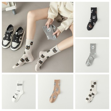 左右襪業 精梳棉襪子女新款可愛小貓ins潮秋冬韓版學院風白色日系卡通貓咪百搭潮流中筒襪吸汗透氣抗菌防臭新疆棉襪現貨精品