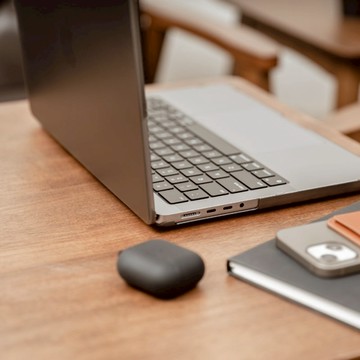 NUDE MacBook 磨砂筆電保護殼 For MacBook Air 15" 2026-2023 透黑