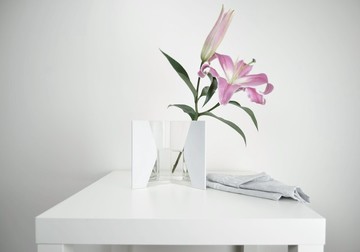 藍傢花器INFINITY VASE (白色)