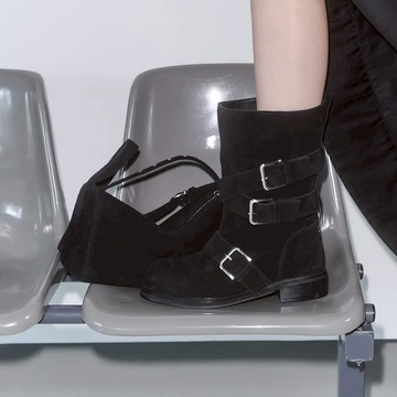 韓國 KHIHO 麂皮皺褶三扣帶中筒靴 黑 - 黑 25（IT / EU 38）