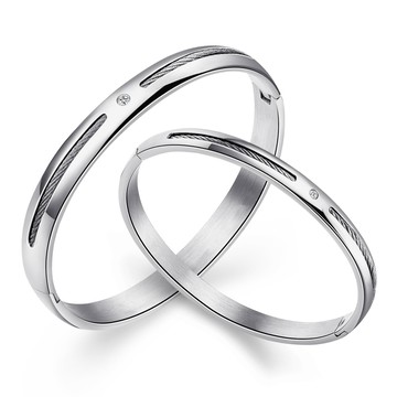 情人手環．鎖情環．客製刻字．白鋼手鐲