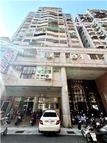 鼎山家樂福稀有招財樓店｜高雄市三民區鼎成街