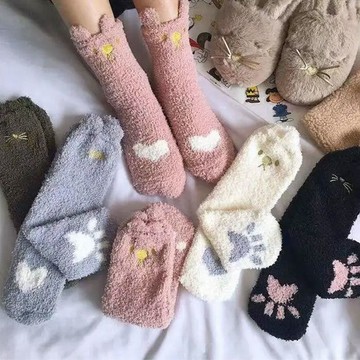 🔥臺灣出🔥珊瑚絨襪子女秋冬季中筒襪地板保暖腳襪月子產後家居睡眠加絨加厚