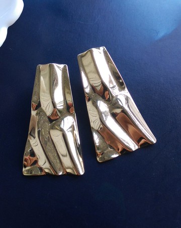 Vintage Jewelry 西洋古董飾品 金色調 波浪 針式耳環