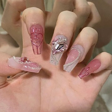 💖台灣出貨💖甜蜜甜心純手工粉色愛心指甲手工穿戴鏈條顯白高級ins美甲貼片