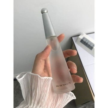 小紅書√ 純凈之水 女士香水 持久淡香 清新去異味 淡香水 女性香水 香氛 高級香調 香氛 香水 50ml 清淡香水