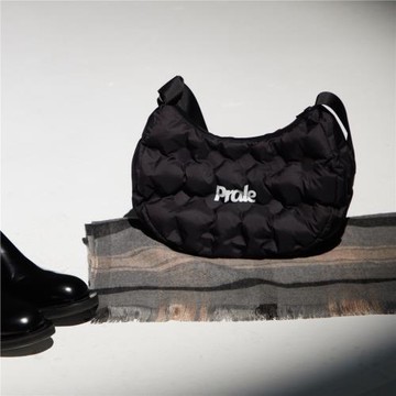 Prale® nostalgia羽絨包 新月形拉鏈暗袋單肩包 防震保溫