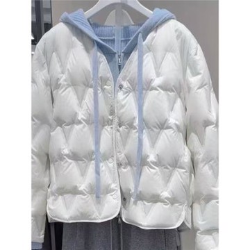 秋麥檬朧2025秋冬季小香風菱格短款羽絨服女輕薄保暖鴨絨FA180662