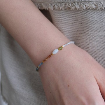 mother of pearl bracelet 天然石手鍊 海藍寶石 磷灰石 貝殼 橄欖石 Hessonite 石榴石 護身符 贈禮
