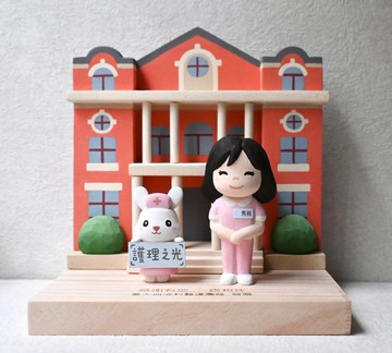 客製化 可愛人物公仔 小木雕 需傳圖估價勿直接下單 結婚紀念