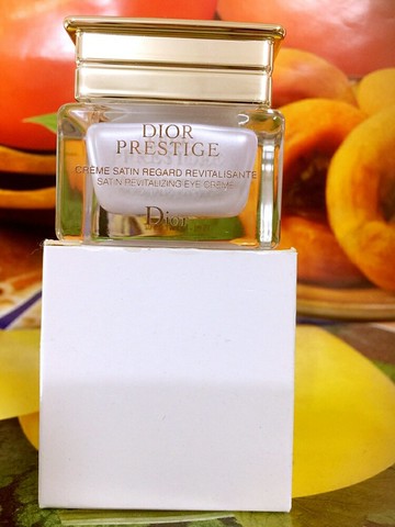 【百貨專櫃貨】☆Dio迪奧 精萃再生花蜜眼霜 (全新*白盒裝)