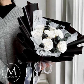 經典浪漫1314🥀【Floral M】天使之戀香水玫瑰花束  摩羯座生日快樂  情人節花束