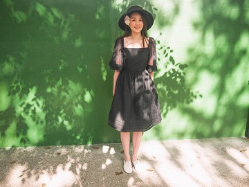 Hila 蓬袖格紋網紗黑色洋裝