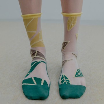 T082 Lemon Leaf 檸檬葉不對稱透膚有機棉襪