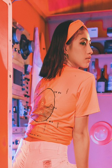 STUFF SPACE TOUR T恤 (橙色)