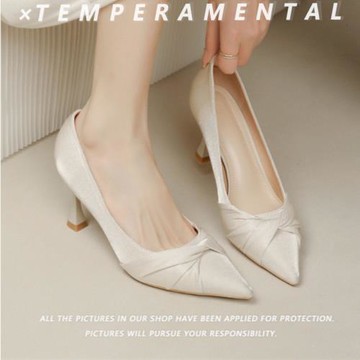 香港2025年高跟鞋細跟原創小眾鞋白色性感禮服婚紗尖頭不累腳單鞋