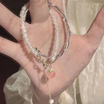 免運🔥甜甜的小桃子手鍊2023年早春新款蜜桃珍珠手串精緻甜美少女手飾銀飾 手鍊 可調整手鍊 招財手鍊 轉運手鍊  手鏈