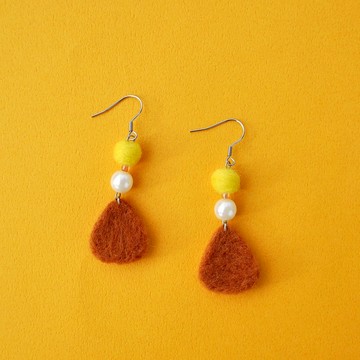 圓形x扇形羊毛氈耳環/耳夾