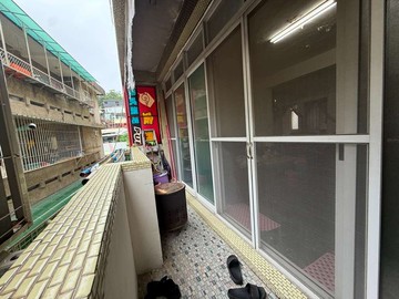 鼓山超低總價大地坪3房雙陽台公寓3樓｜高雄市鼓山區鼓山二路