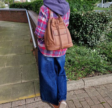 皮革棕色水桶包, 斜背包束繩, 復古風格肩背包, 手工製作