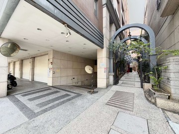 ☆ＩＫ★社區獨家｜最低價｜潘朵拉｜七期震後小豪宅｜台中市南屯區河南路四段