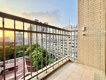 惠宇文化願景~面公園室內43坪大四房改三房平車｜台中市北屯區熱河路二段