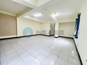 體育園區邊間大透天｜桃園市楊梅區裕成路