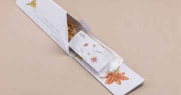 六十石山戀戀金針禮盒 x 1組 ( 每內盒含10g無硫金針及附六種特色食譜 ）