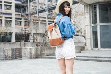 製作天60天-保證不脫皮-一年保固-台灣製作-純素皮革－勃根地背包