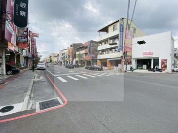 草屯炎峰國小大面寬好改造透天屋主決心賣‼️｜南投縣草屯鎮太平路二段