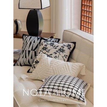 輕奢抱枕現代簡約簇絨腰枕黑白靠墊北歐風汽車抱枕套棉麻沙發抱枕