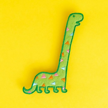 刺繡別針 / 雷龍