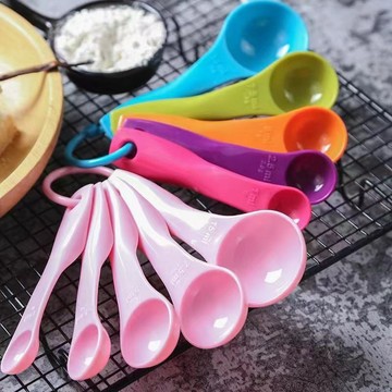 💥臺灣有貨💥免運💥食品級彩虹量勺套裝廚房塑料烘焙量勺克勺寶寶控鹽勺量取器調料勺 ZCWB