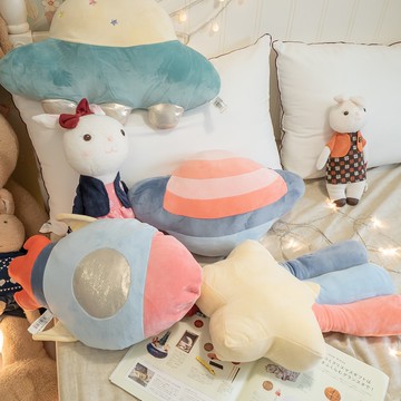 【限時特價】棉床本舖 麻糬宇宙抱枕 四種造型可選 療癒系-麻糬觸感 流星 火箭 星球 太空船 抱枕
