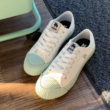 moz瑞典 駝鹿綁帶式帆布併色餅乾鞋(文青藍)