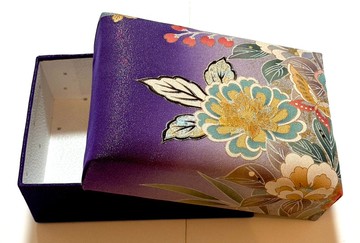 TAKARABAKO－用日本和服布料覆蓋的收納盒。日本製造。體驗日本文