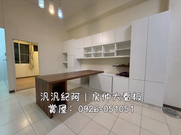 汎汎紀阿|文心櫻花站|林鼎願景2期|三房平車｜台中市西屯區洛陽路