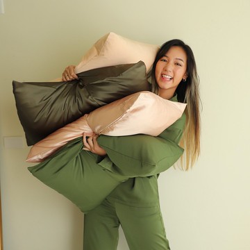 精緻禮盒 啞光設計柔滑刺繡枕頭套2對