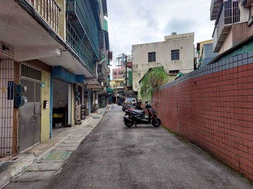 鳳鳴桃鶯商圈✨超值大面寬透天✨｜新北市鶯歌區福隆一街