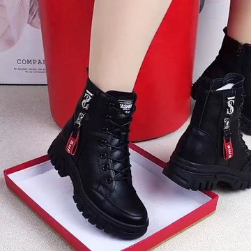 真皮馬丁靴女英倫風2024新款春秋單靴顯瘦百搭休閑平底短靴瘦瘦靴