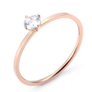 ANGEL 四爪單鑽簡約細款百搭時尚鈦鋼戒指(玫瑰金色尺寸可選)