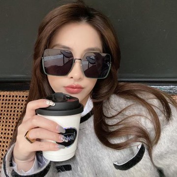 大方框墨鏡女款防紫外線適合圓臉顯臉小高級感2023新款潮流太陽鏡